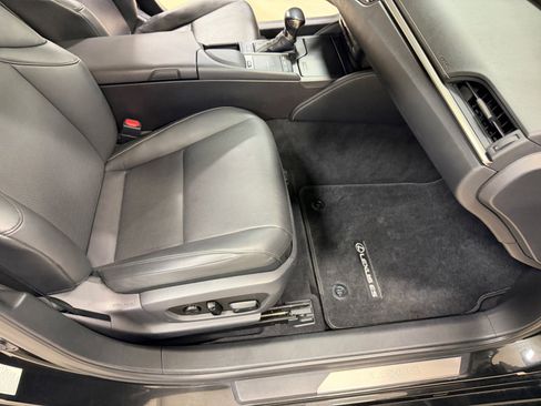 Used 2019 Lexus ES 350 Ultra Luxury w/ Premium Package image 24