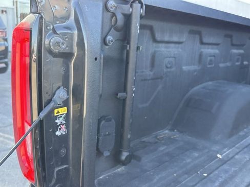 Used 2020 GMC Sierra 3500 Denali w/ Denali Ultimate Package image 7