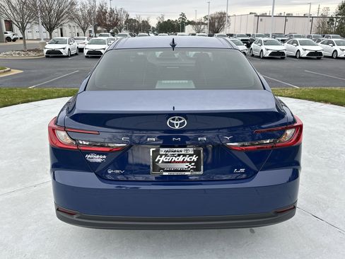 Certified 2025 Toyota Camry LE image 9