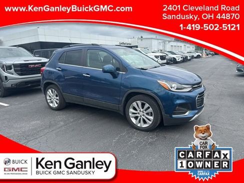 Used 2020 Chevrolet Trax Premier FWD image 1