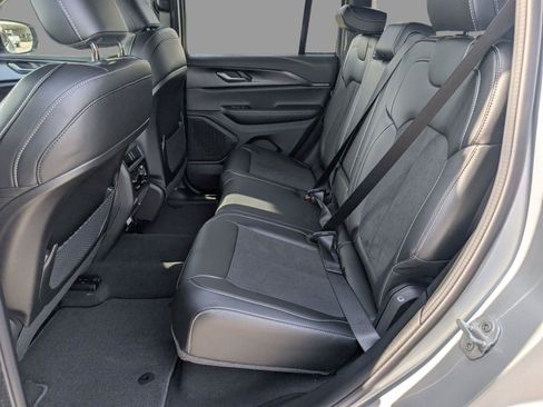New 2025 Jeep Grand Cherokee Altitude RWD image 30