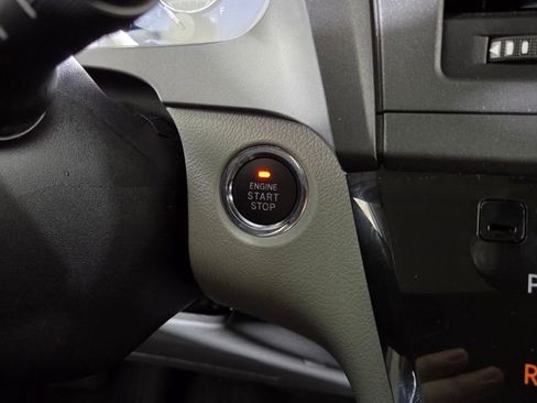 Used 2018 Toyota Sienna XLE w/ XLE Navigation Package image 20