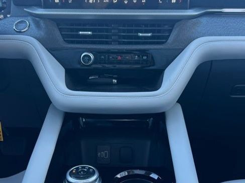 New 2026 Ford Explorer Platinum w/ LUX Leather Package image 11