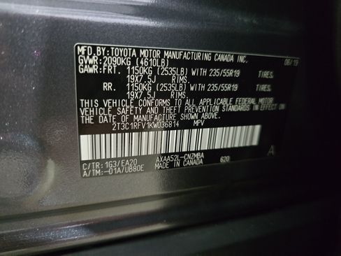 Used 2019 Toyota RAV4 XLE Premium FWD image 33