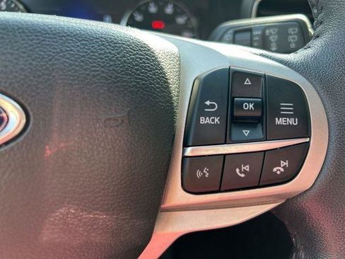 Used 2023 Ford Explorer XLT w/ Equipment Group 202A image 14