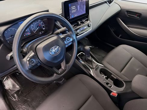 Used 2024 Toyota Corolla LE FWD image 7
