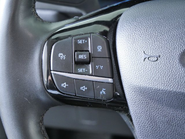 Certified 2024 Ford Escape Platinum AWD/4WD image 30