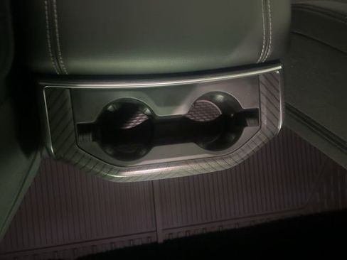 New 2026 RAM 1500 4x4 Crew Cab image 23