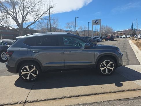 New 2026 Volkswagen Taos SEL image 6