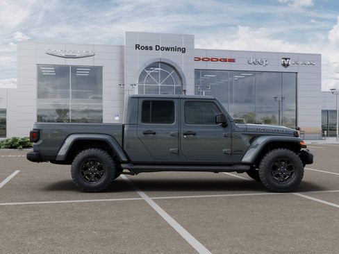 New 2025 Jeep Gladiator High Tide image 21
