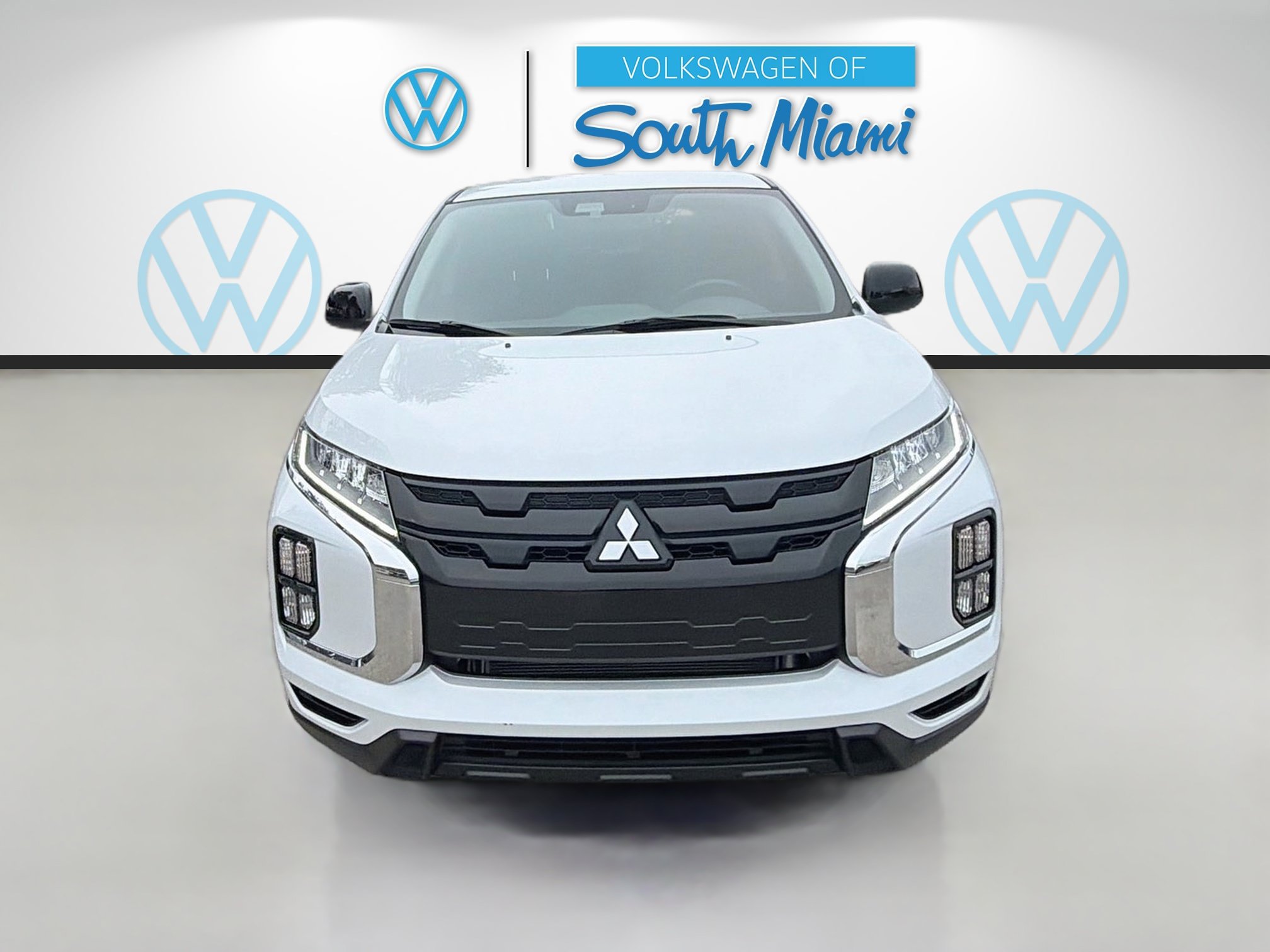 Used 2024 Mitsubishi Outlander Sport LE AWD/4WD image 2
