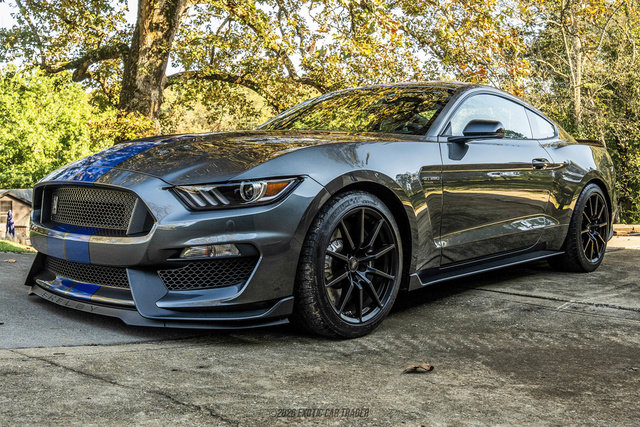 Used 2018 Ford Mustang Shelby GT350 w/ Convenience Package RWD image 13