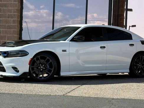 Used 2021 Dodge Charger Scat Pack RWD image 3