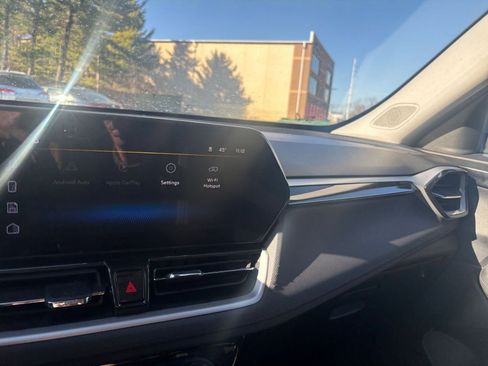 Used 2025 Chevrolet TrailBlazer LT w/ Driver Confidence Package image 33