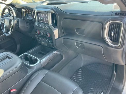 Used 2022 Chevrolet Silverado 1500 LTZ image 24