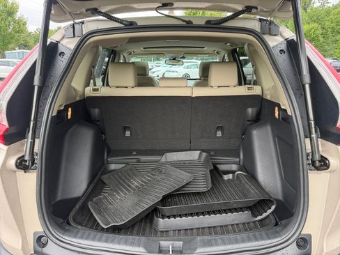 Used 2018 Honda CR-V Touring image 15