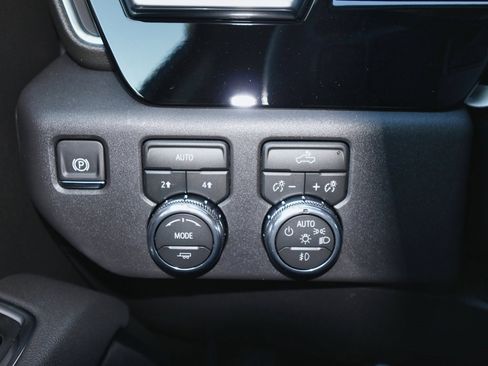 New 2026 GMC Sierra 1500 Elevation image 20