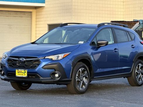 Certified 2025 Subaru Crosstrek 2.0i Premium AWD/4WD image 8