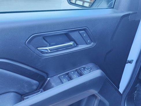 New 2026 GMC Canyon Elevation w/ Convenience Package image 14