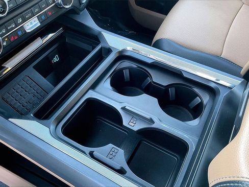 Used 2024 Ford F350 Lariat w/ Chrome Package image 15