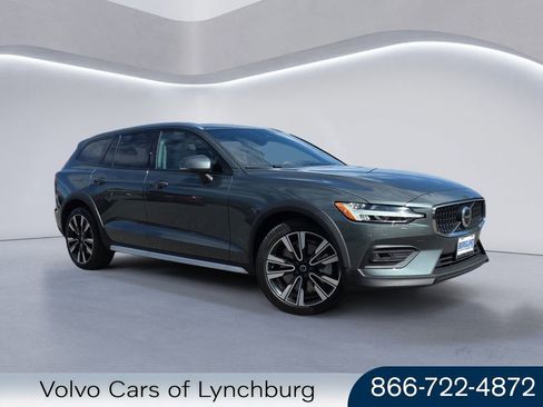 Used 2026 Volvo V60 B5 Cross Country Ultra w/ Protection Package Premier AWD/4WD image 1