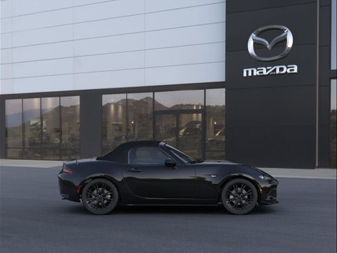 New 2026 MAZDA MX-5 Miata Club w/ Brembo/BBS Recaro Package image 5