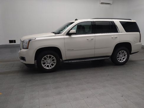 Used 2015 GMC Yukon SLT RWD image 2