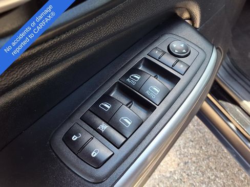 Used 2022 Jeep Cherokee Latitude Lux AWD/4WD image 17