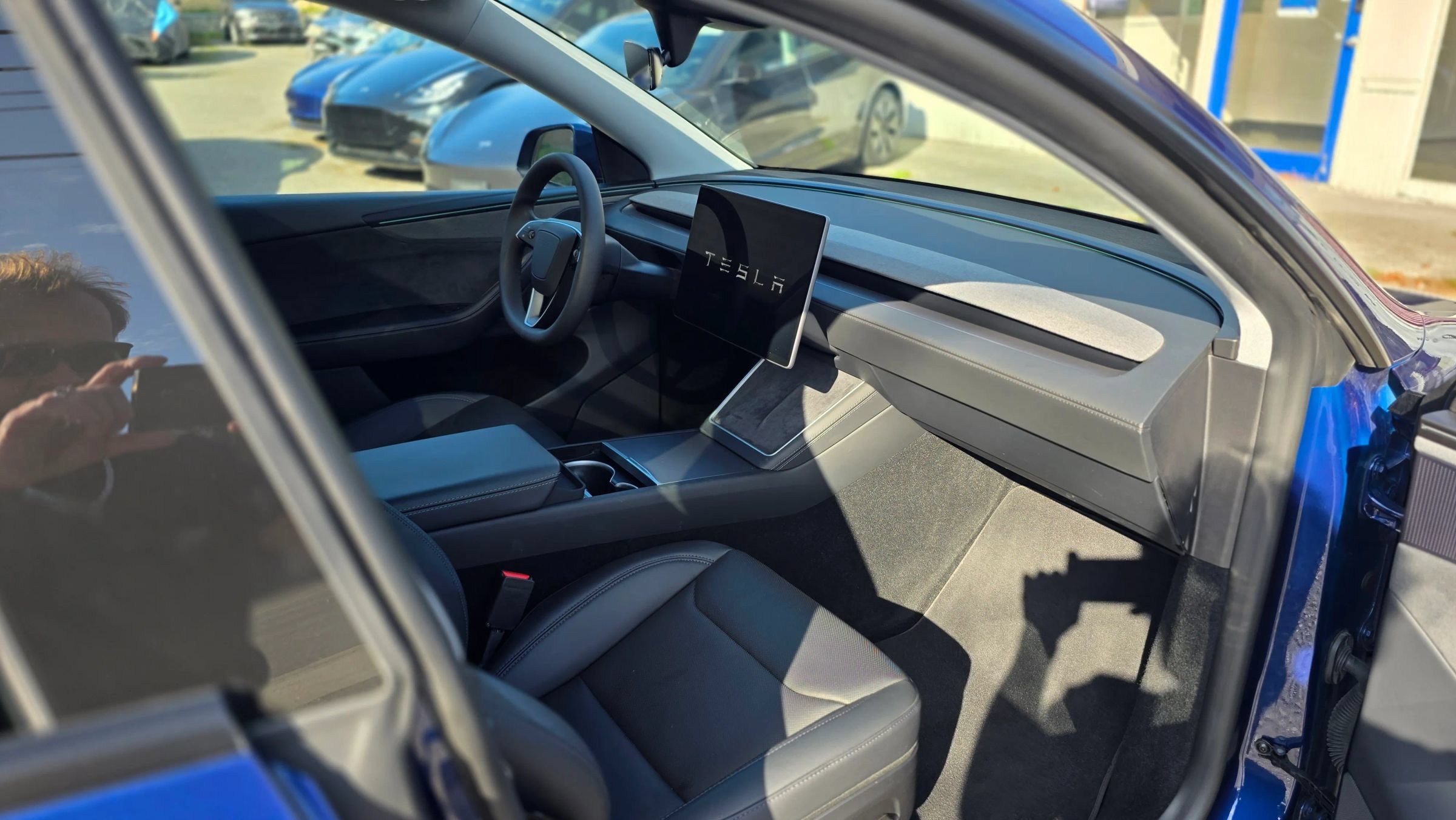 Used 2026 Tesla Model Y AWD image 12