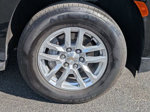 Used 2024 Chevrolet Tahoe LT RWD image 12