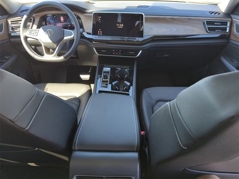 New 2026 Volkswagen Atlas SE image 21