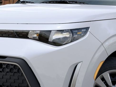 New 2025 Kia Soul LX image 10