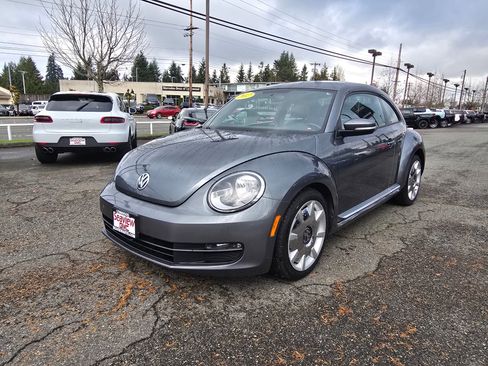 Used 2012 Volkswagen Beetle 2.5 image 3