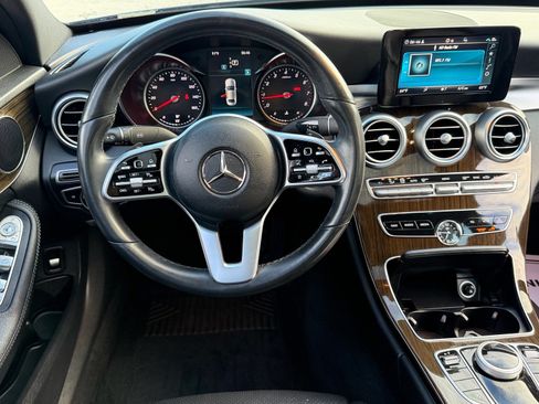 Used 2019 Mercedes-Benz C 300 4MATIC Sedan image 13
