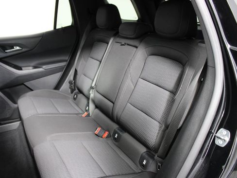 Used 2025 Chevrolet Equinox LT image 22