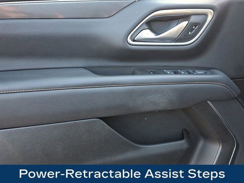 Used 2022 GMC Yukon XL AT4 image 17