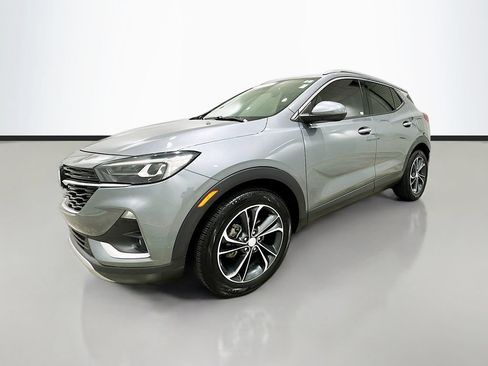 Used 2022 Buick Encore GX Essence FWD image 3