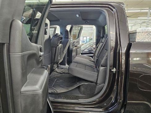 Used 2019 Chevrolet Silverado 1500 LT Trail Boss w/ Convenience Package AWD/4WD image 30