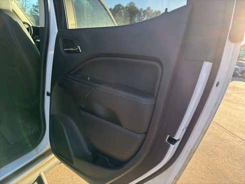 Used 2022 GMC Canyon Elevation w/ Elevation Premium Package image 10