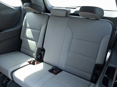 New 2026 Chevrolet Traverse LT image 15