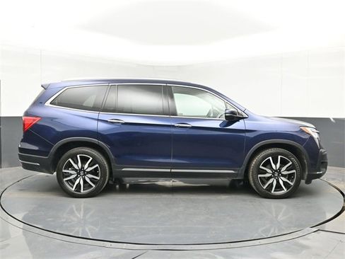Used 2022 Honda Pilot Elite image 2