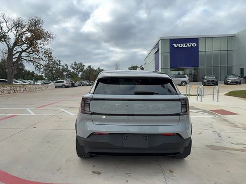 New 2026 Volvo EX30 Ultra w/ Protection Package Premier image 5