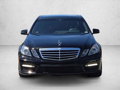 Used 2010 Mercedes-Benz E 63 AMG Sedan image 2