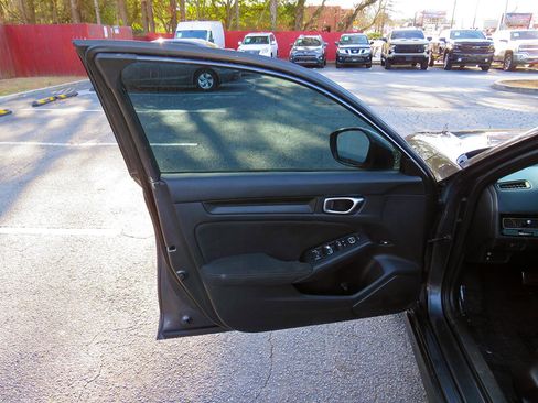 Used 2022 Honda Civic Sport image 13