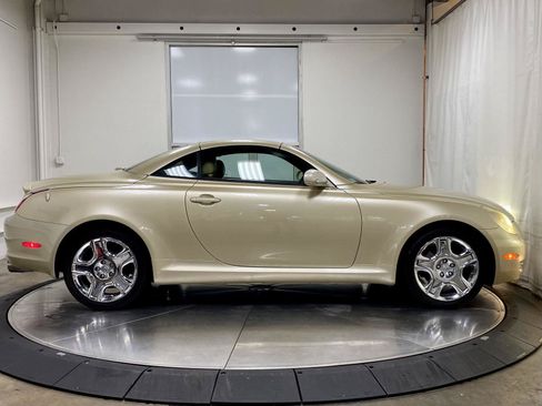 Used 2006 Lexus SC 430 Convertible RWD image 18