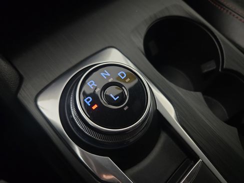 Used 2025 Ford Escape ST-Line Select image 22