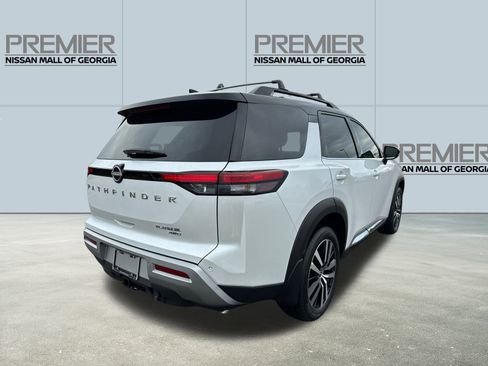 New 2025 Nissan Pathfinder Platinum w/ Cargo Package image 5