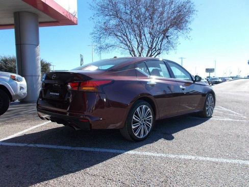 Used 2024 Nissan Altima 2.5 SL image 5