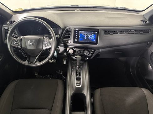 Used 2020 Honda HR-V Sport image 32