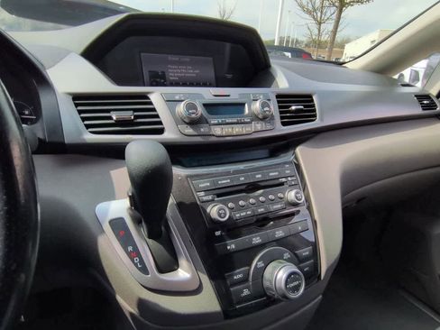 Used 2012 Honda Odyssey Touring Elite image 29
